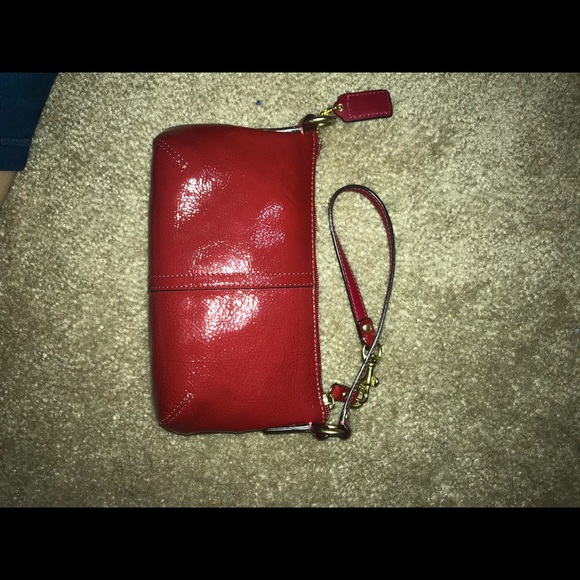 NWOT coach red wristlet - Picture 3 of 4